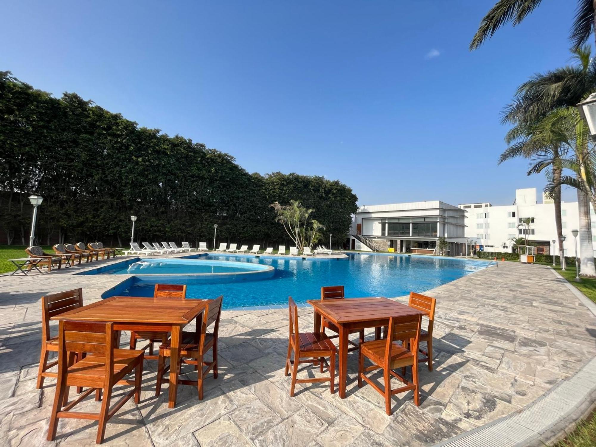 Hotel Hacienda Lima Norte Exteriér fotografie